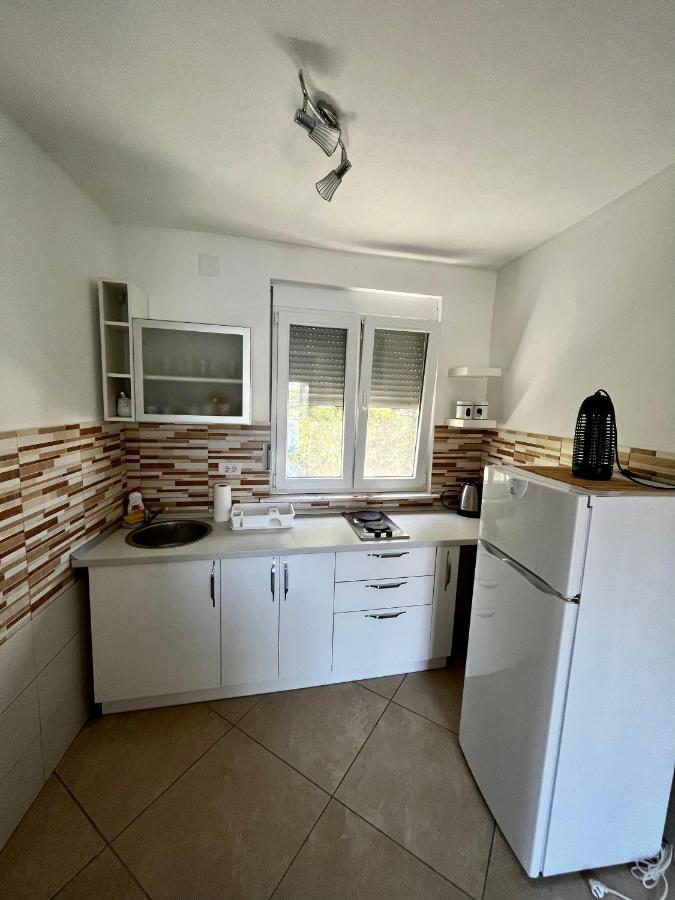 Apartments Apartmani Bojana Utjeha Eksteriør bilde